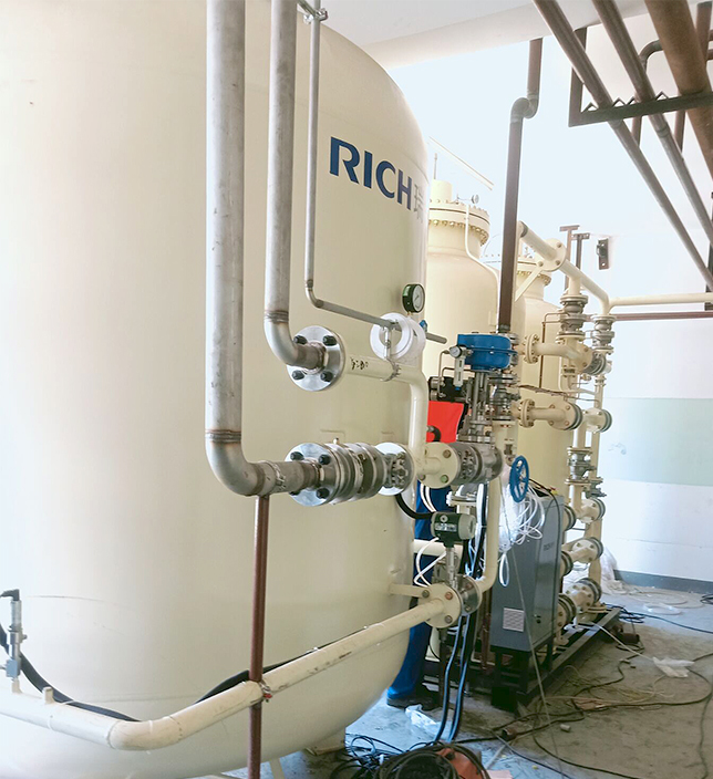 瑞氣生產的BGPN39-500型醫(yī)藥制氮機在客戶現場調試成功